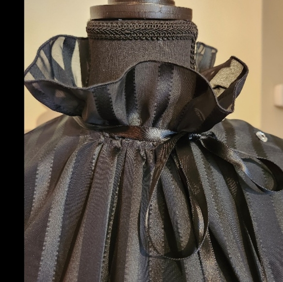 Black Blouse - Picture 3 of 3